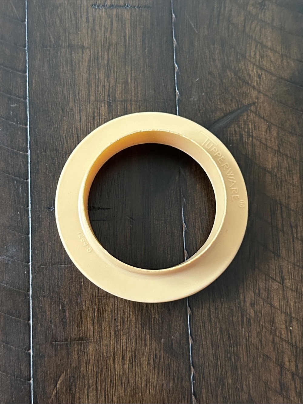 Vintage Tupperware biscuit donut cutter